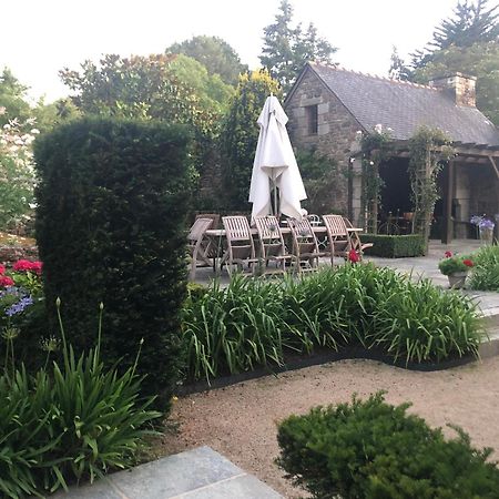 Manoir Des Bords De Rance Bed & Breakfast Plouer-sur-Rance ภายนอก รูปภาพ
