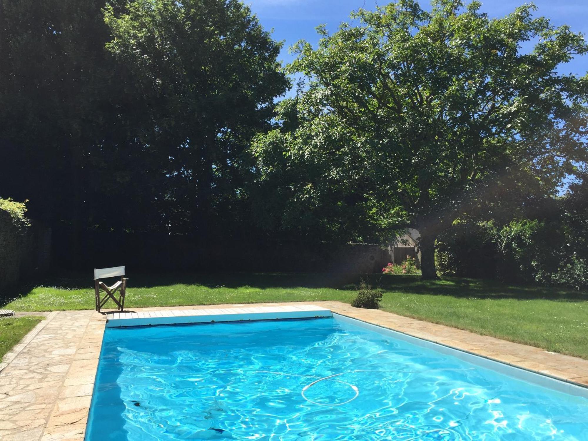 Manoir Des Bords De Rance Bed & Breakfast Plouer-sur-Rance ภายนอก รูปภาพ