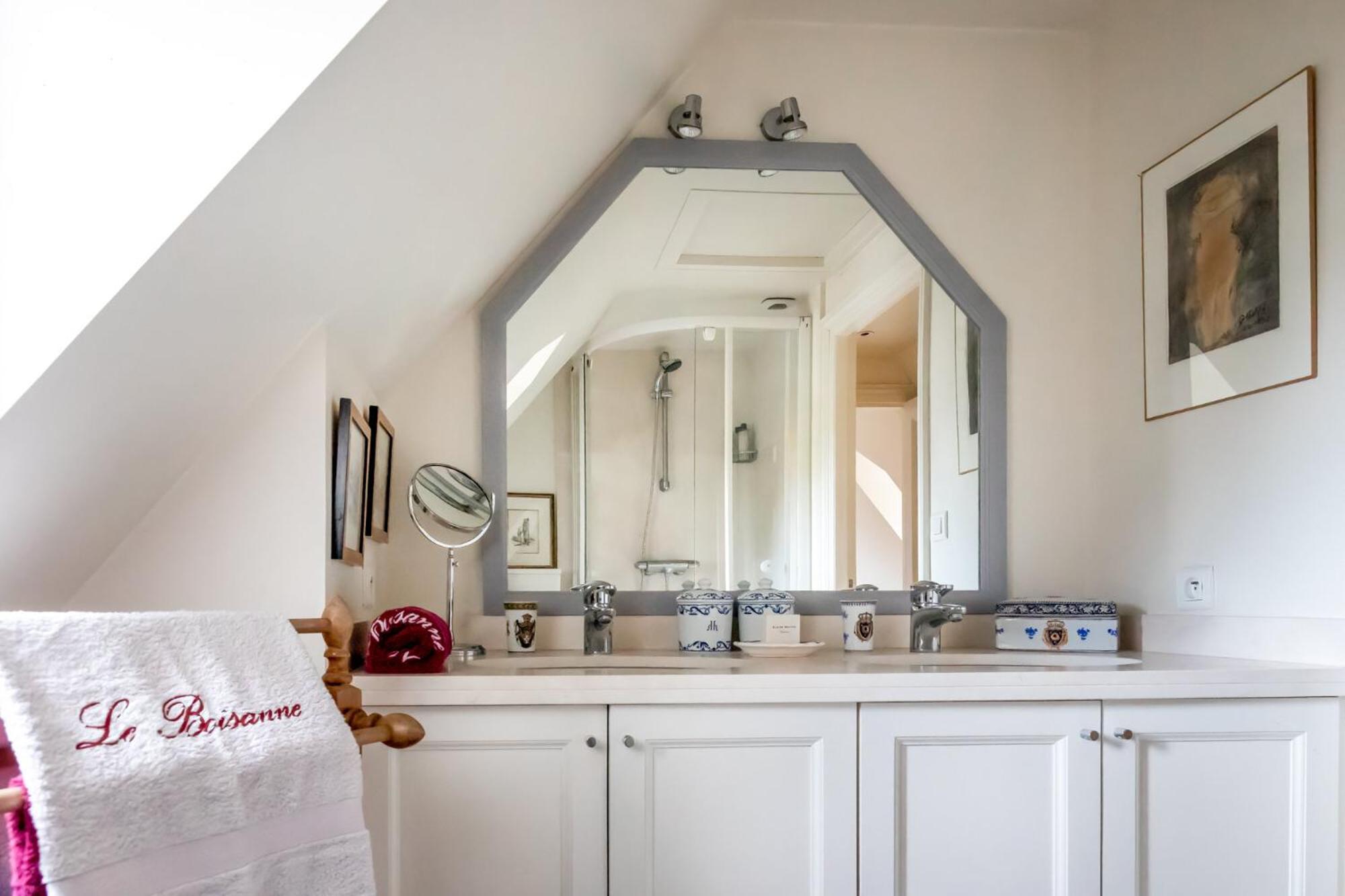 Manoir Des Bords De Rance Bed & Breakfast Plouer-sur-Rance ภายนอก รูปภาพ