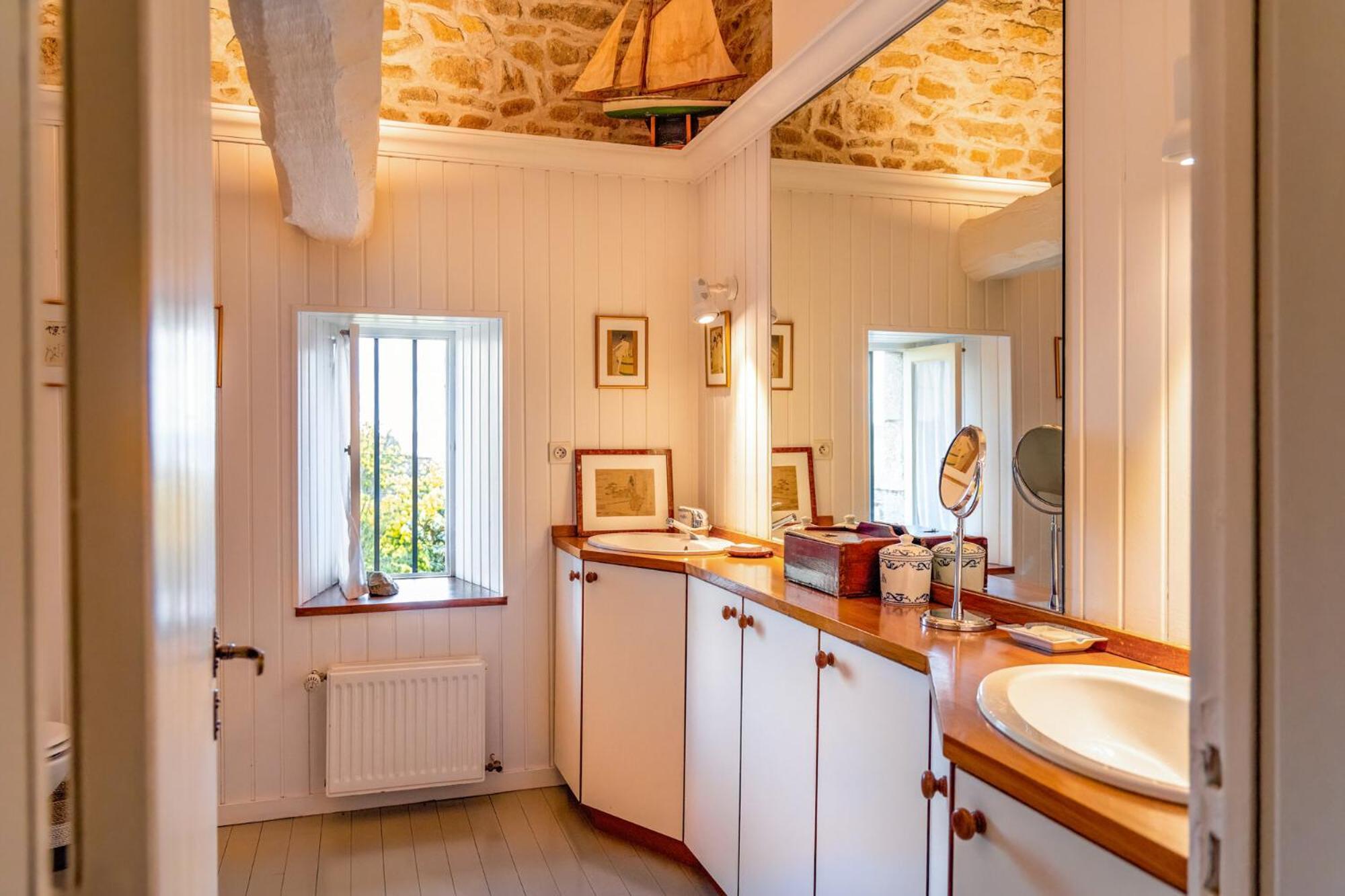 Manoir Des Bords De Rance Bed & Breakfast Plouer-sur-Rance ภายนอก รูปภาพ